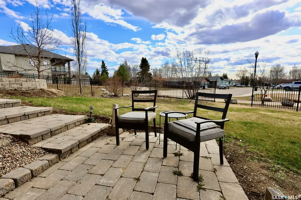 16 Glass Drive Prince Albert SK S6X 0A7
