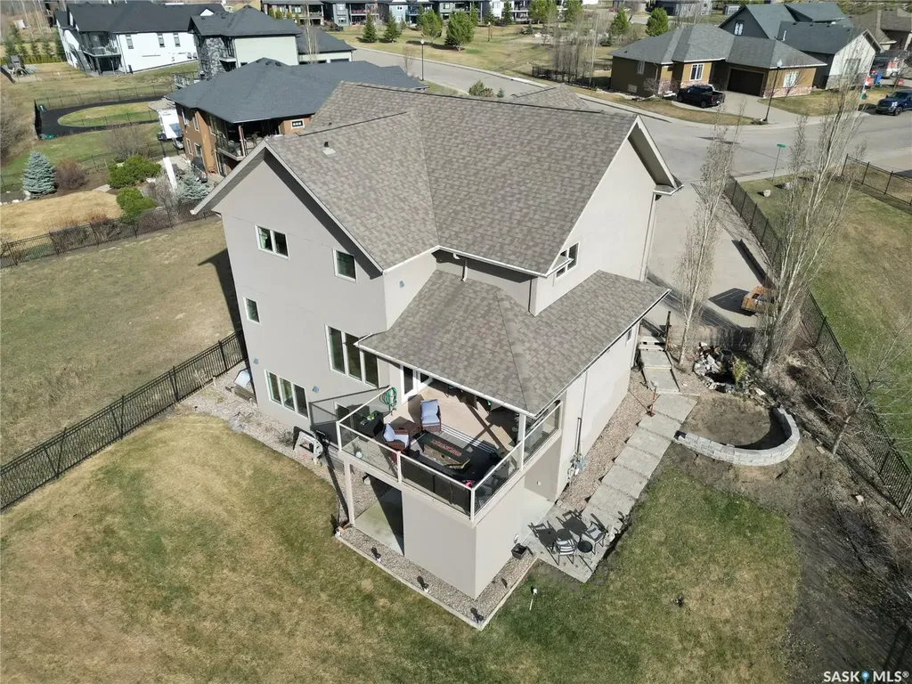 16 Glass Drive Prince Albert SK S6X 0A7