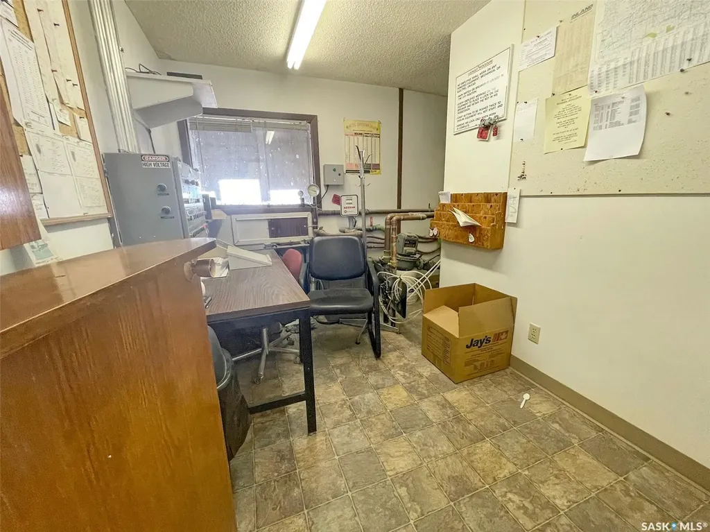 503 North Railway Street W Swift Current SK S9H 4T4
