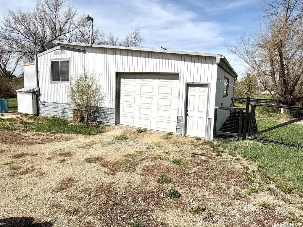 509 Toews Street Morse SK S0H 3C0