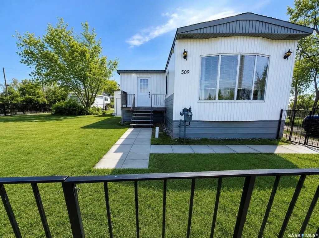509 Toews Street Morse SK S0H 3C0