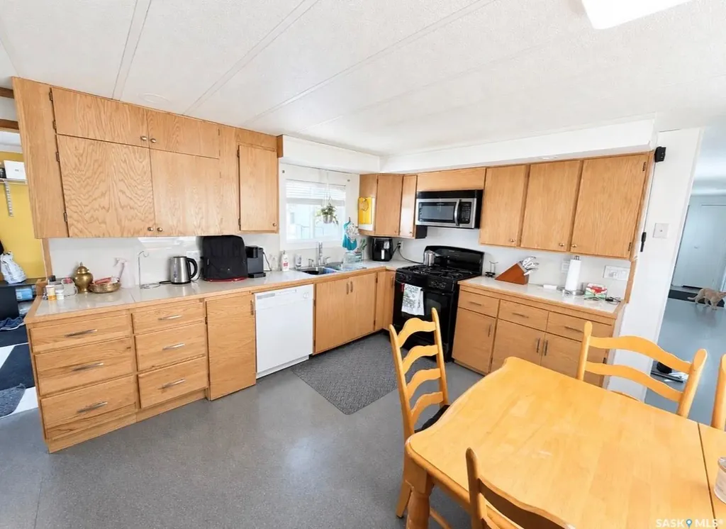 509 Toews Street Morse SK S0H 3C0