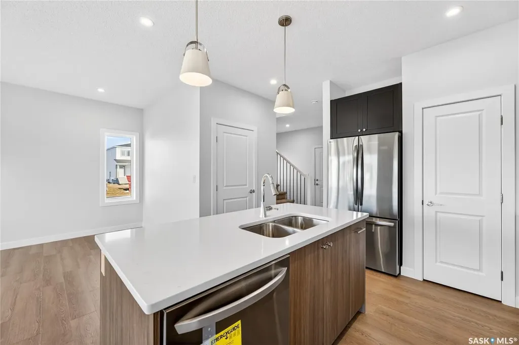 830 Brighton Boulevard Saskatoon SK S7V 2A8