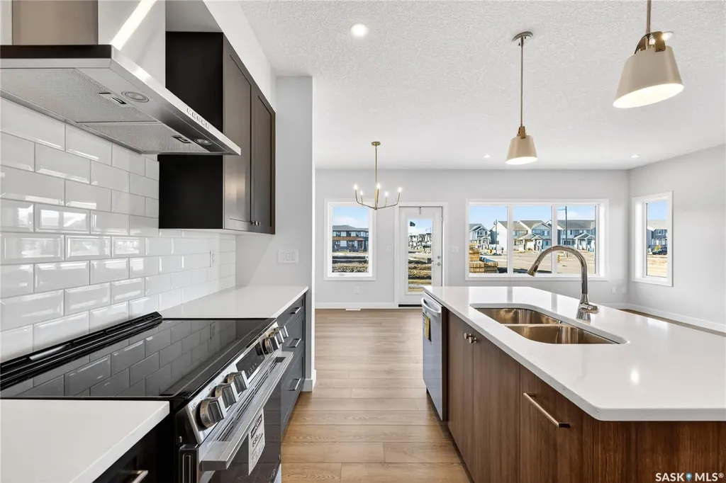 830 Brighton Boulevard Saskatoon SK S7V 2A8