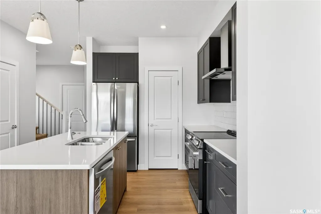 830 Brighton Boulevard Saskatoon SK S7V 2A8