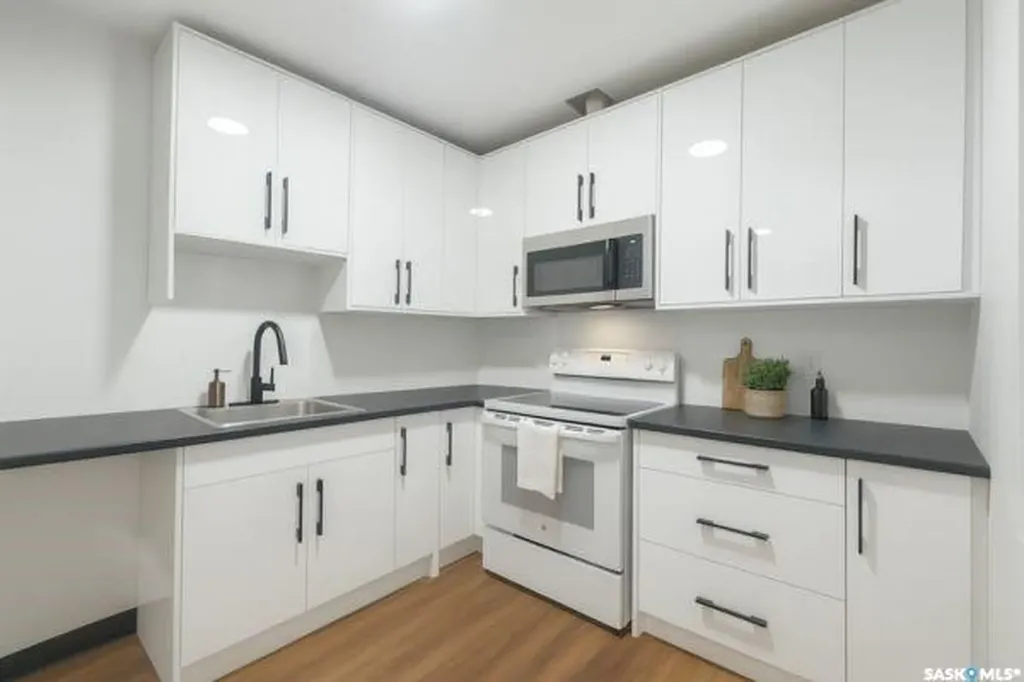 1817 Osler Street Regina SK S4P 1W1