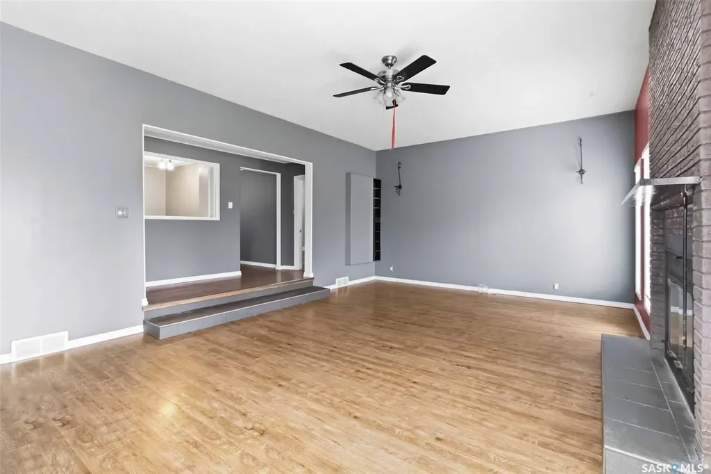 445 U Avenue S Saskatoon SK S7M 3B3