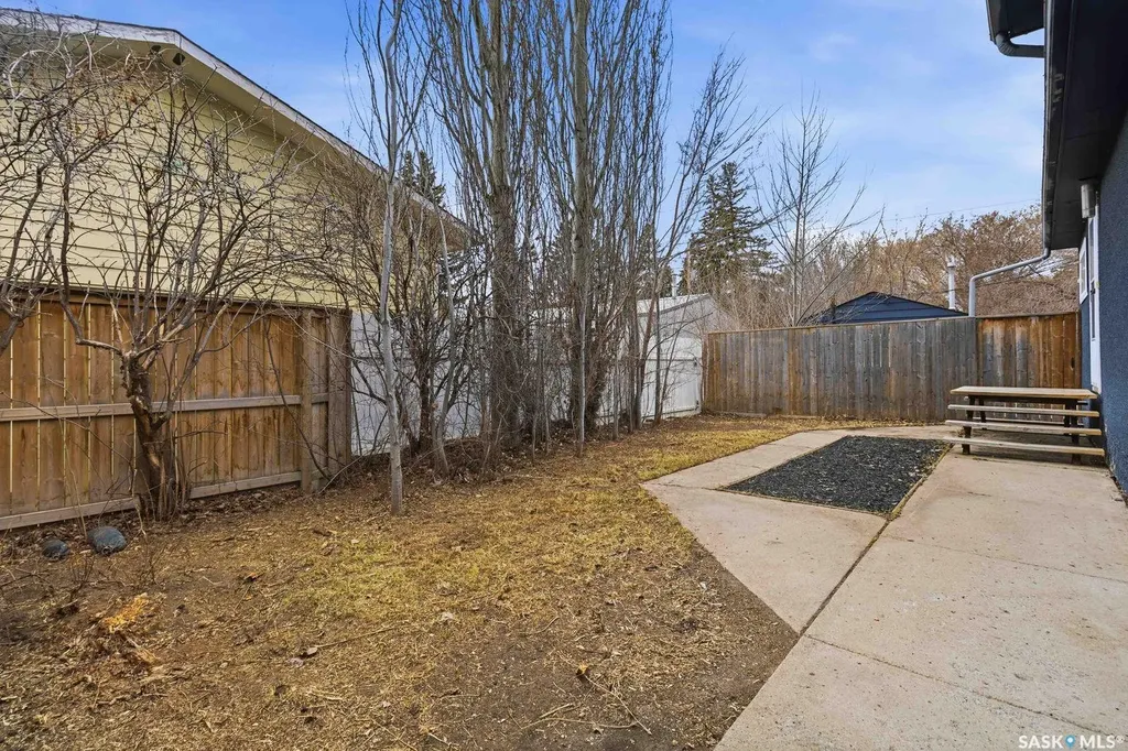445 U Avenue S Saskatoon SK S7M 3B3
