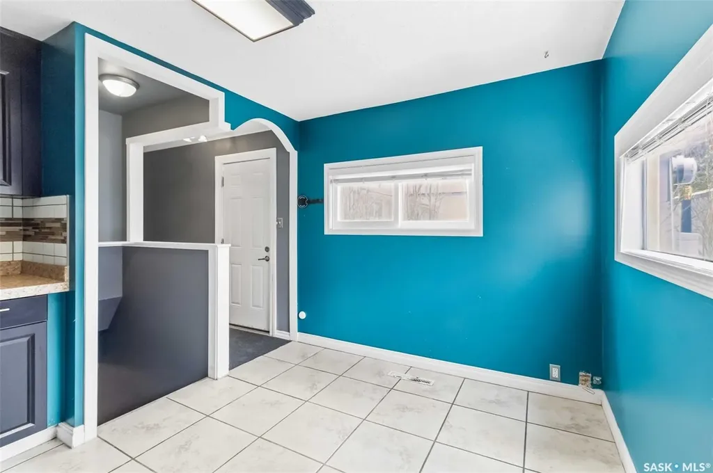 445 U Avenue S Saskatoon SK S7M 3B3