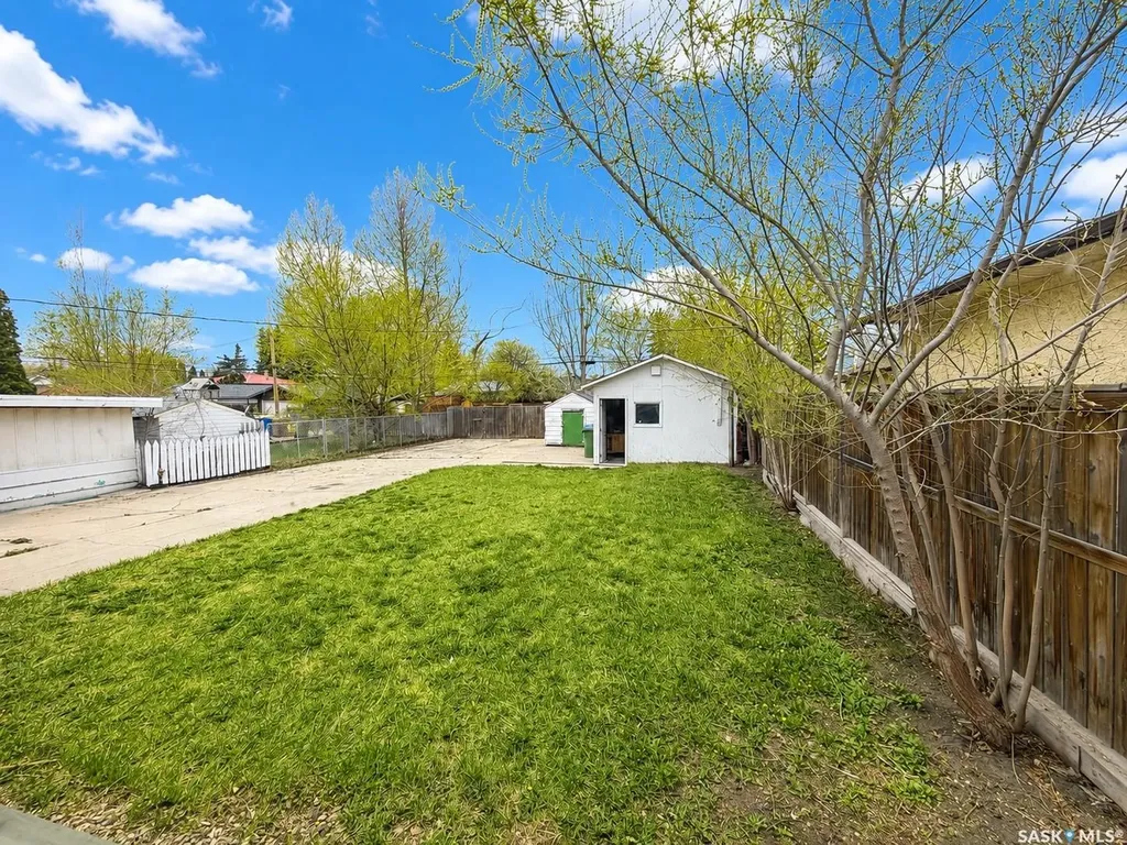1538 Rupert Street Regina SK S4N 1W2