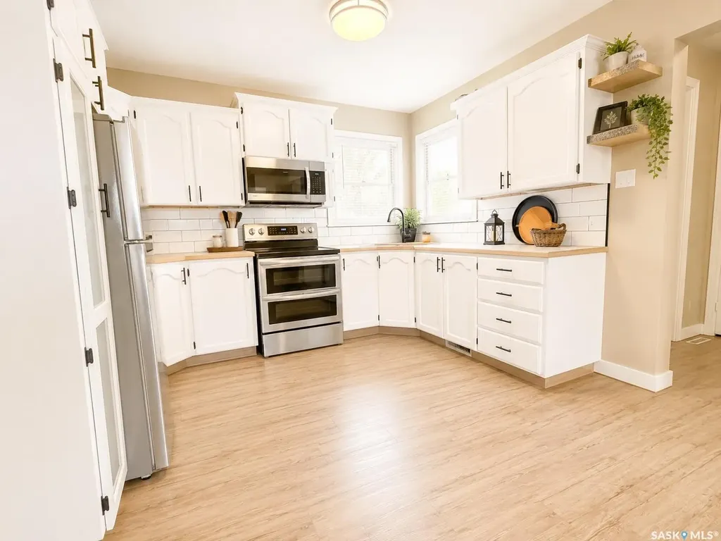 1538 Rupert Street Regina SK S4N 1W2