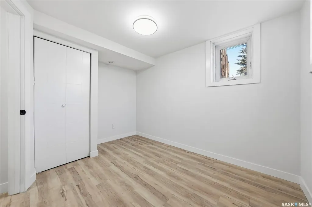1001 23rd Street W Saskatoon SK S7L 0A6