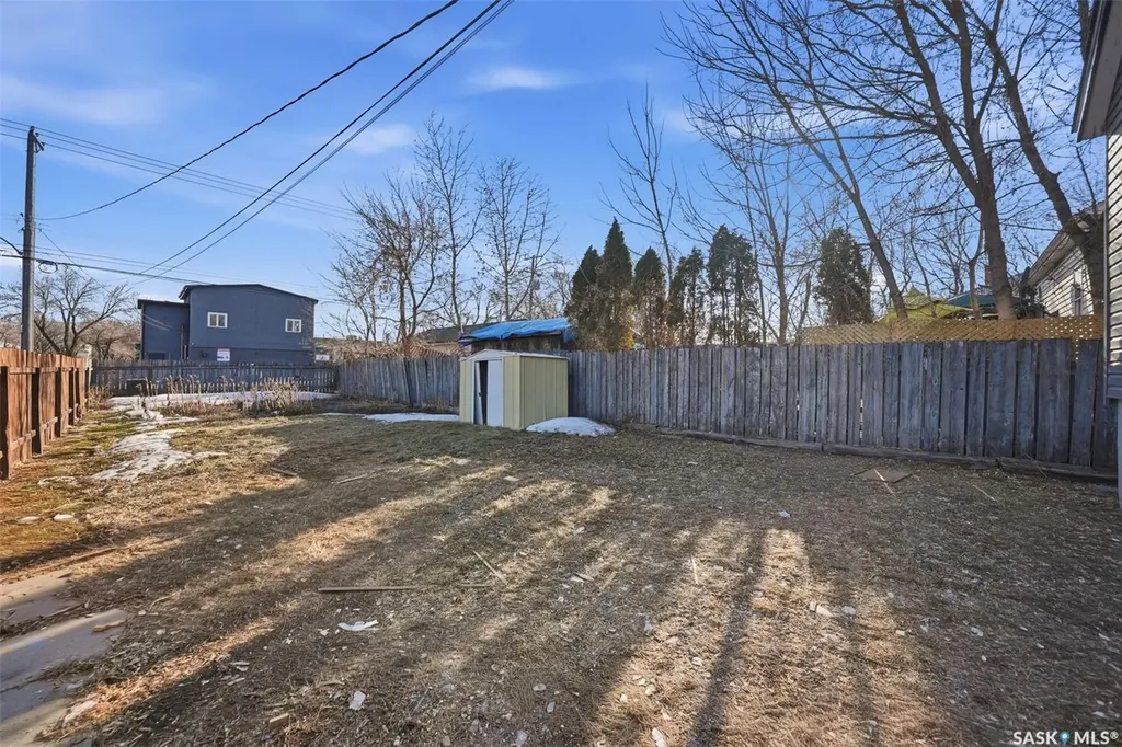 1001 23rd Street W Saskatoon SK S7L 0A6