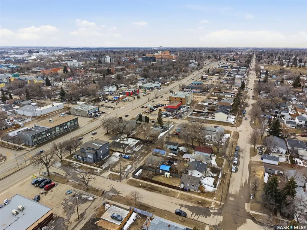 1001 23rd Street W Saskatoon SK S7L 0A6