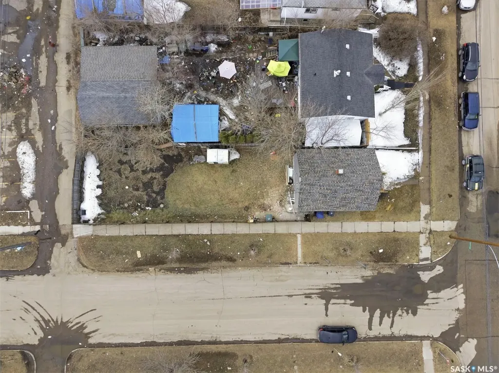 1001 23rd Street W Saskatoon SK S7L 0A6