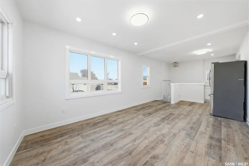 1001 23rd Street W Saskatoon SK S7L 0A6