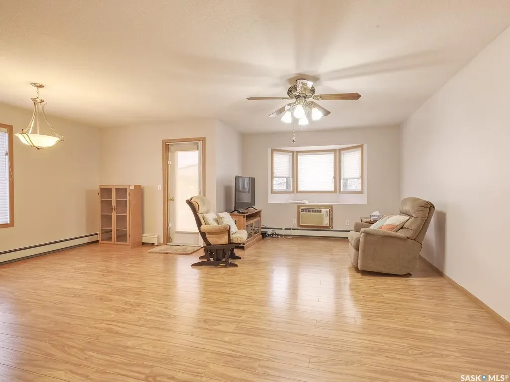 210 3rd Avenue E Rosetown SK S0L 2V0