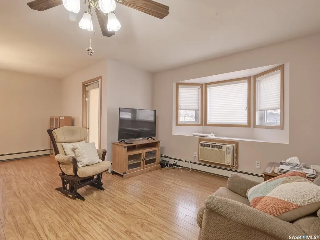 210 3rd Avenue E Rosetown SK S0L 2V0