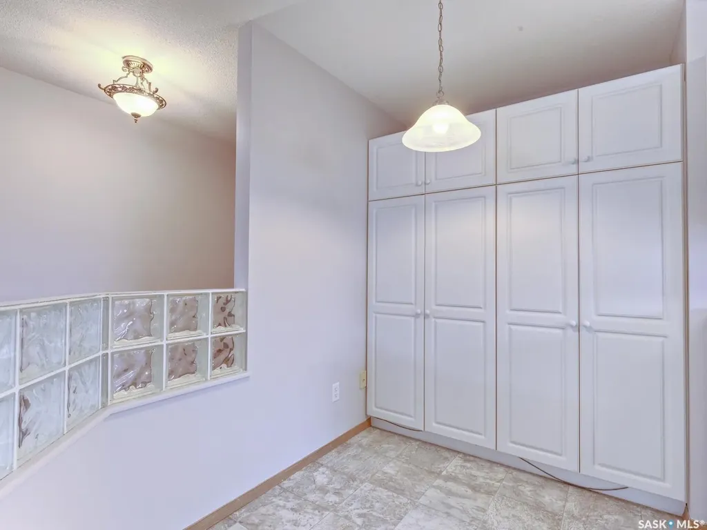 210 3rd Avenue E Rosetown SK S0L 2V0