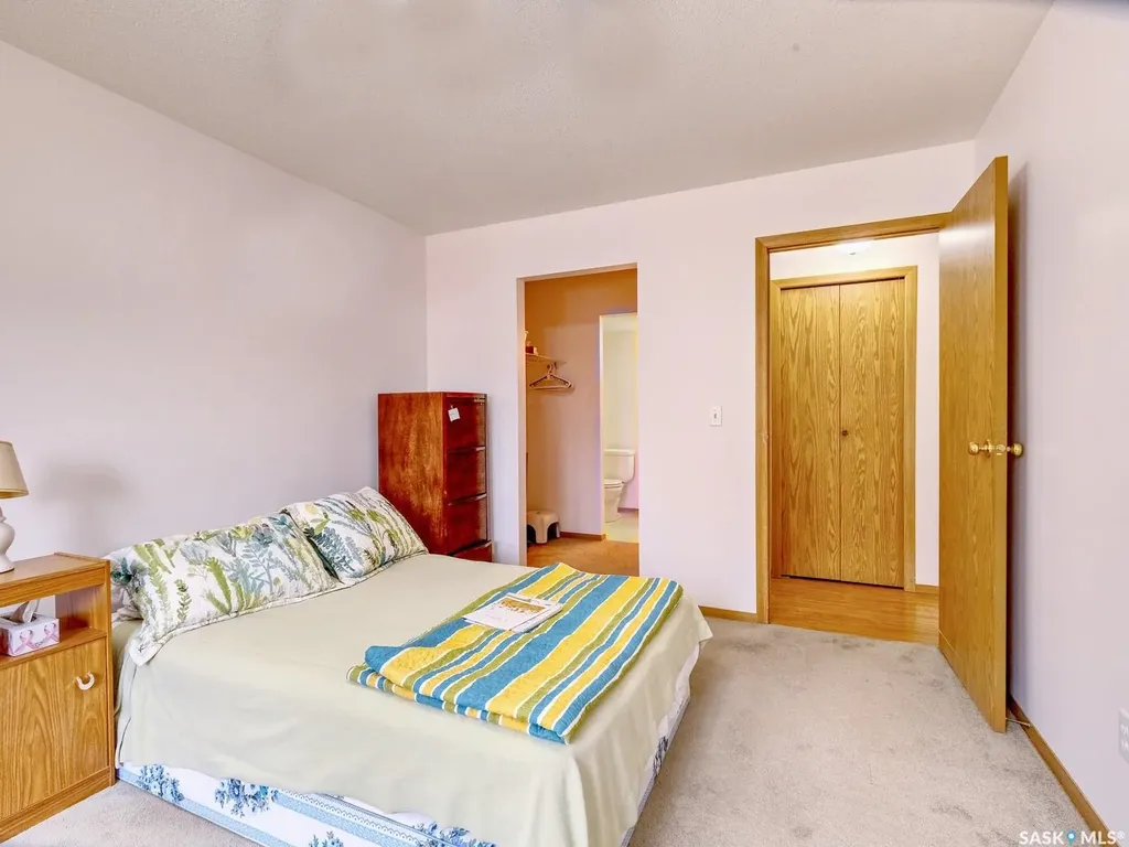 210 3rd Avenue E Rosetown SK S0L 2V0