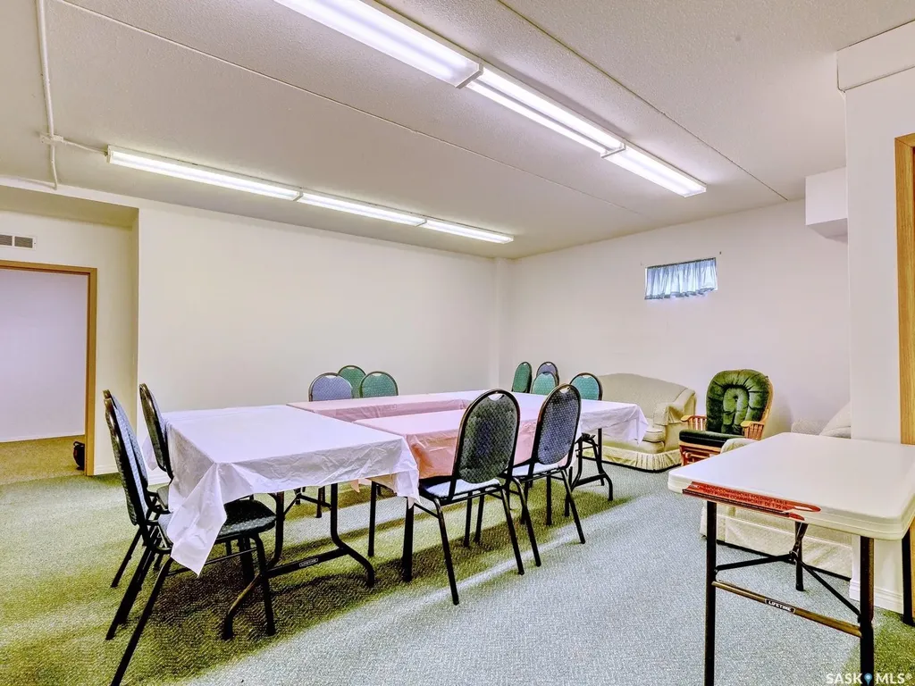 210 3rd Avenue E Rosetown SK S0L 2V0