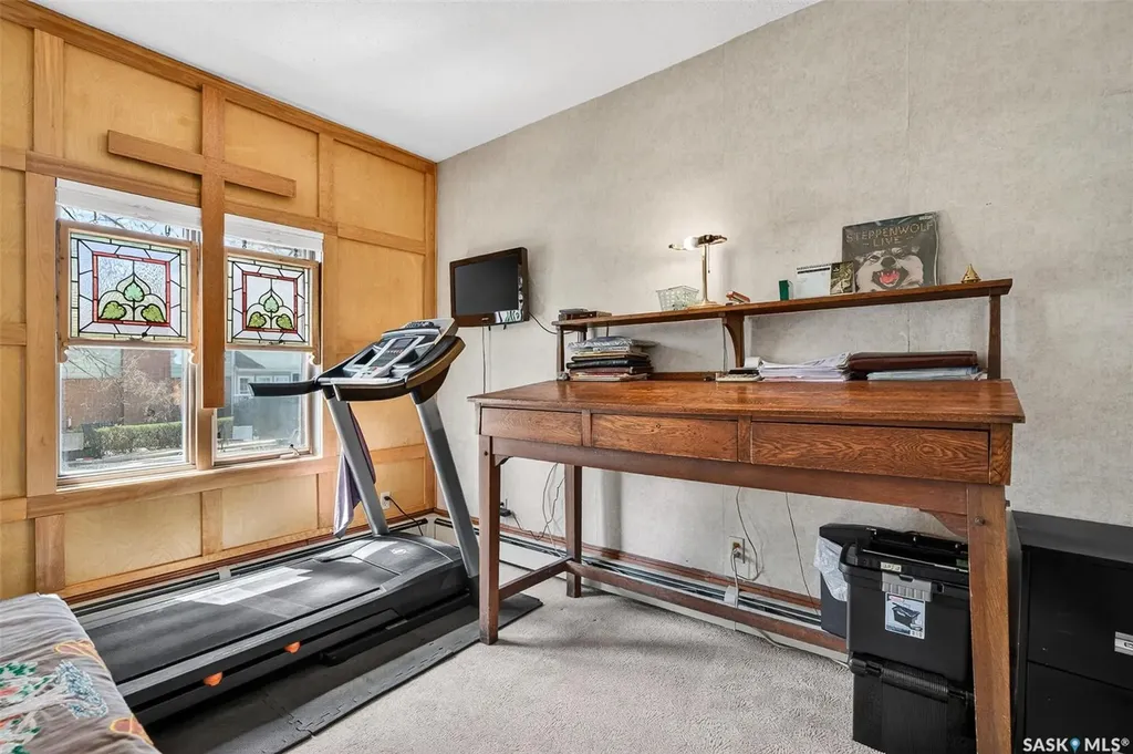 1108 Redland Avenue Moose Jaw SK S6H 3P3