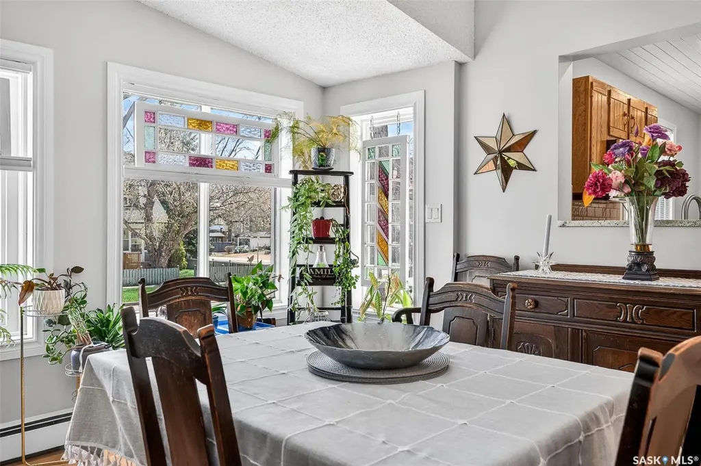 1108 Redland Avenue Moose Jaw SK S6H 3P3