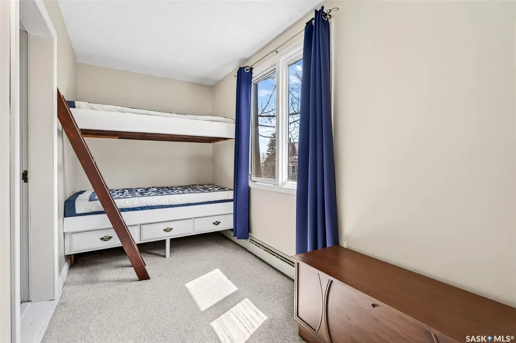1108 Redland Avenue Moose Jaw SK S6H 3P3