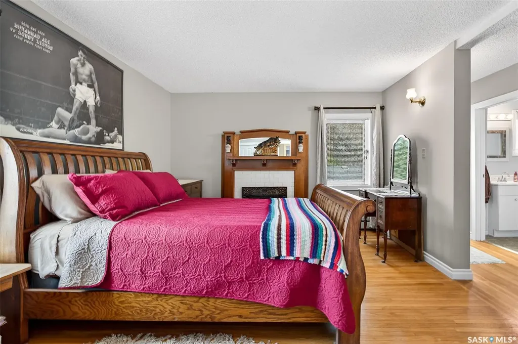 1108 Redland Avenue Moose Jaw SK S6H 3P3