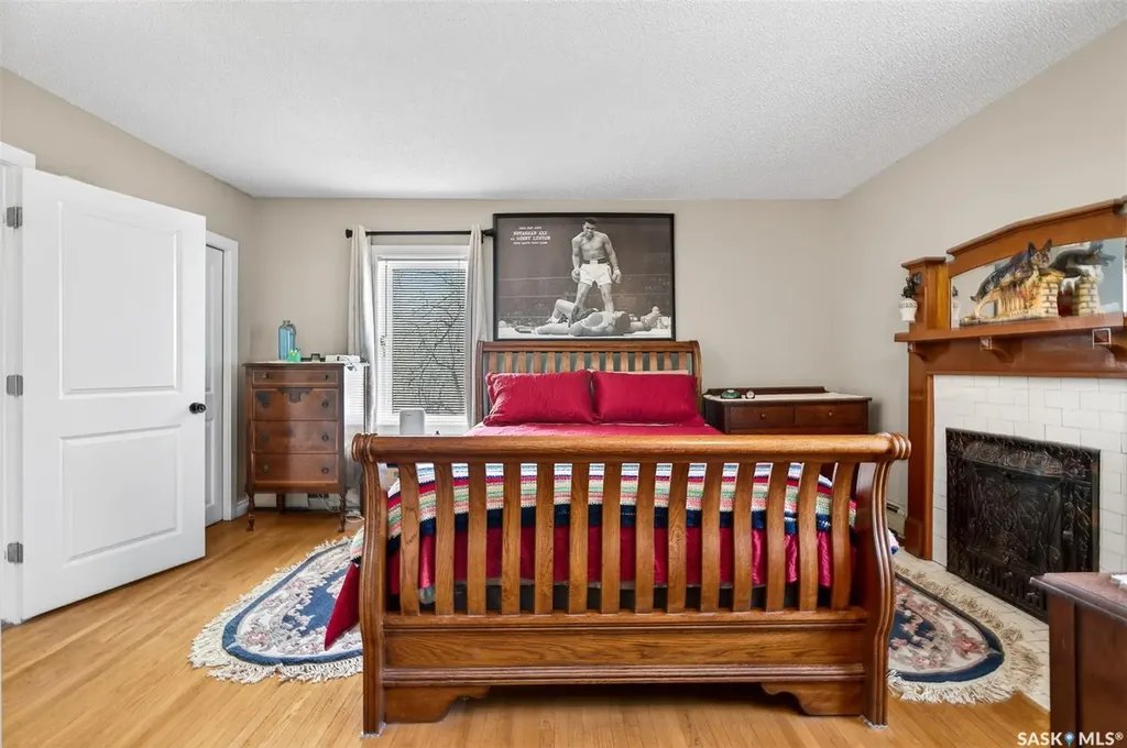 1108 Redland Avenue Moose Jaw SK S6H 3P3