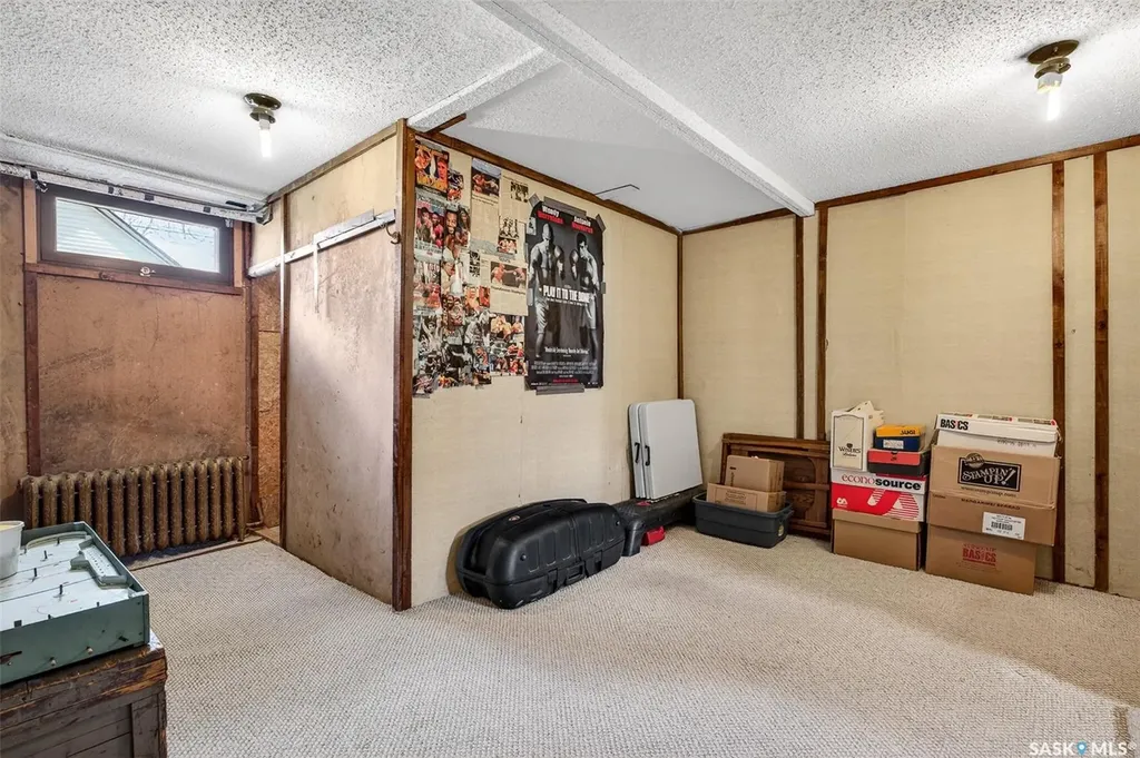 1108 Redland Avenue Moose Jaw SK S6H 3P3