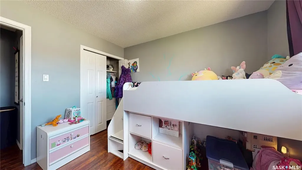 1126 Brett Bay Regina SK S4N 6N7