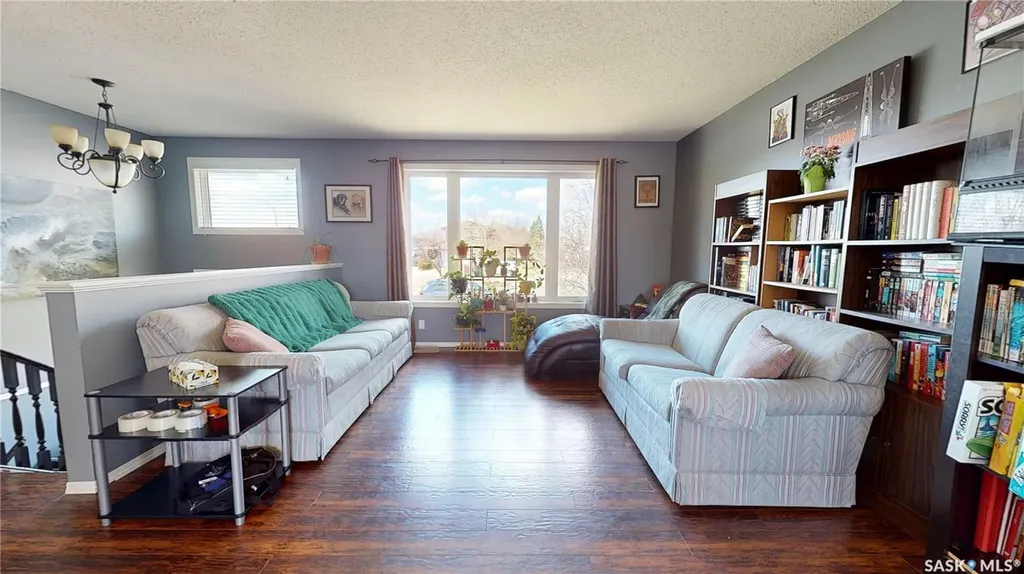 1126 Brett Bay Regina SK S4N 6N7