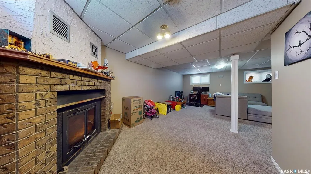 1126 Brett Bay Regina SK S4N 6N7