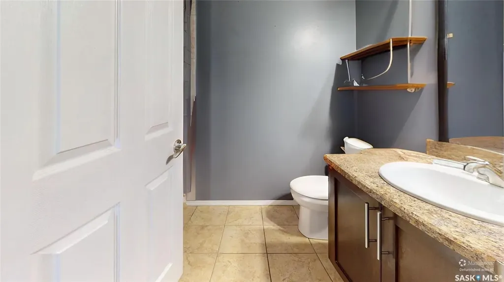 1126 Brett Bay Regina SK S4N 6N7