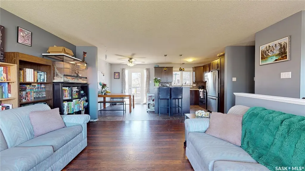 1126 Brett Bay Regina SK S4N 6N7