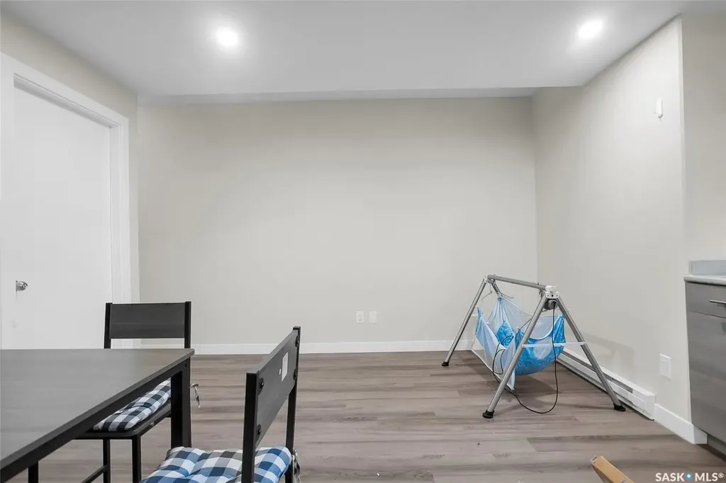 621 Feheregyhazi Boulevard Saskatoon SK S7W 0Z5