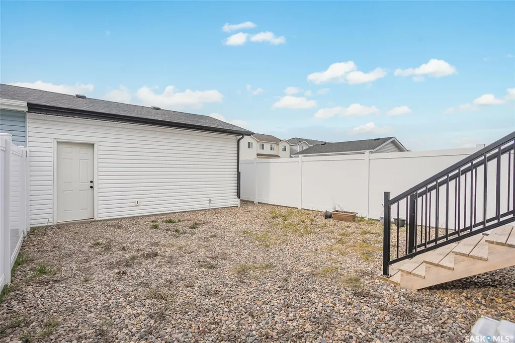 621 Feheregyhazi Boulevard Saskatoon SK S7W 0Z5