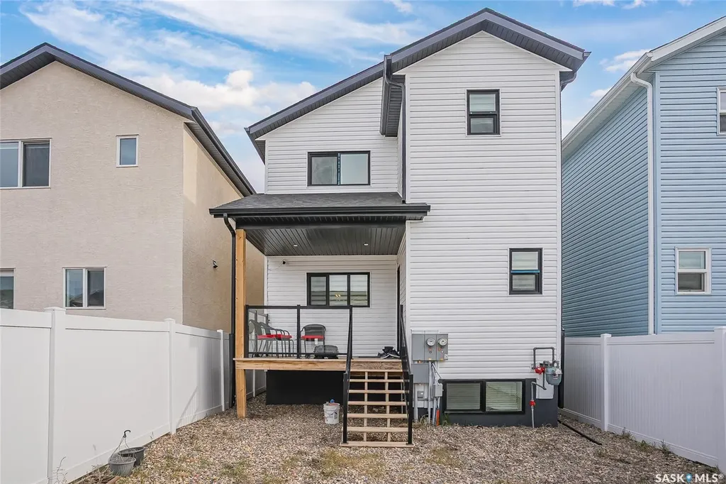 621 Feheregyhazi Boulevard Saskatoon SK S7W 0Z5
