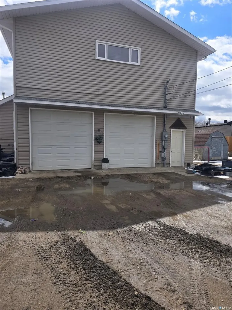 209 Allan Street Dundurn SK S0K 1K0