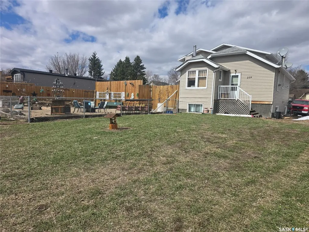 209 Allan Street Dundurn SK S0K 1K0
