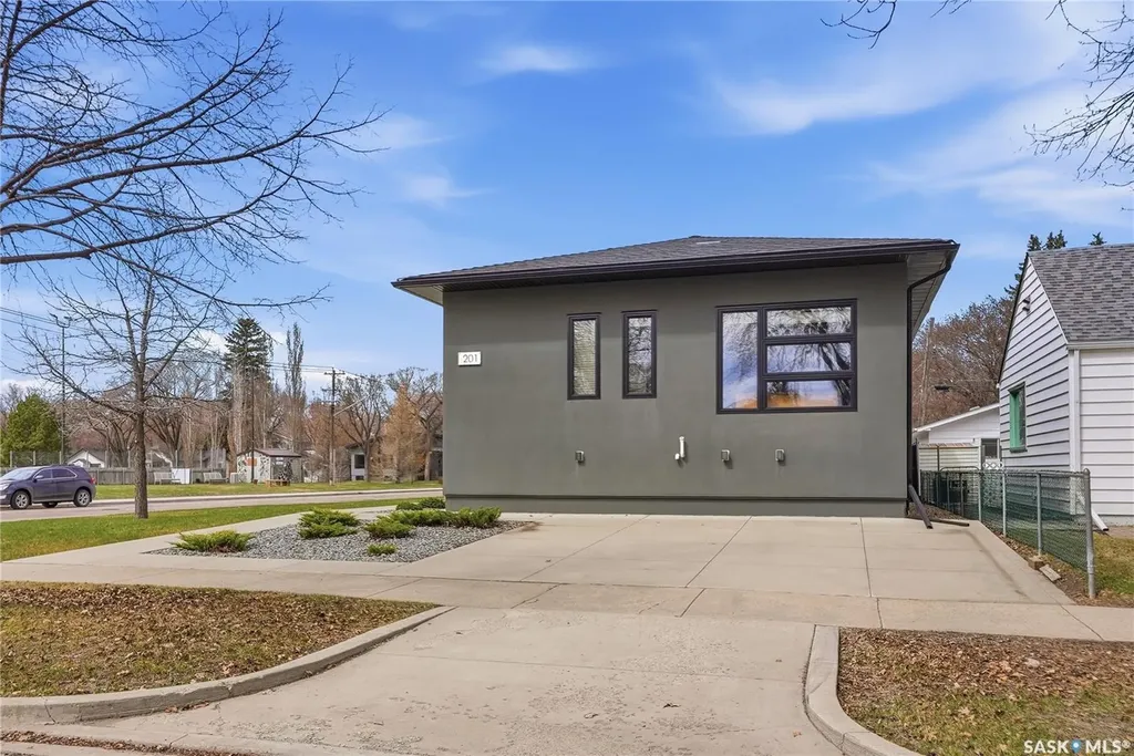 201 Adelaide Street E Saskatoon SK S7J 0H5