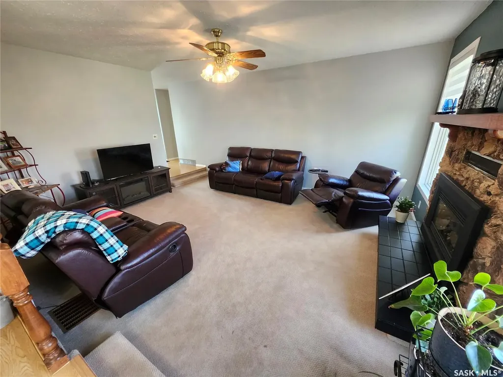 319 Finley Avenue Cut Knife SK S0M 0N0