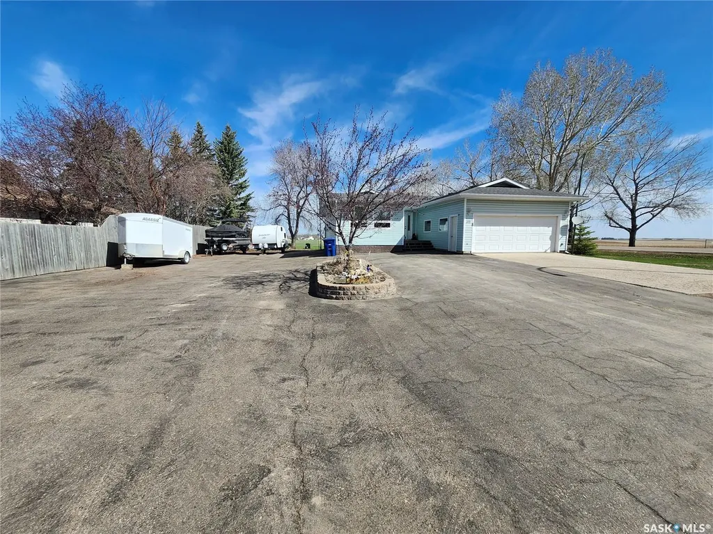 319 Finley Avenue Cut Knife SK S0M 0N0
