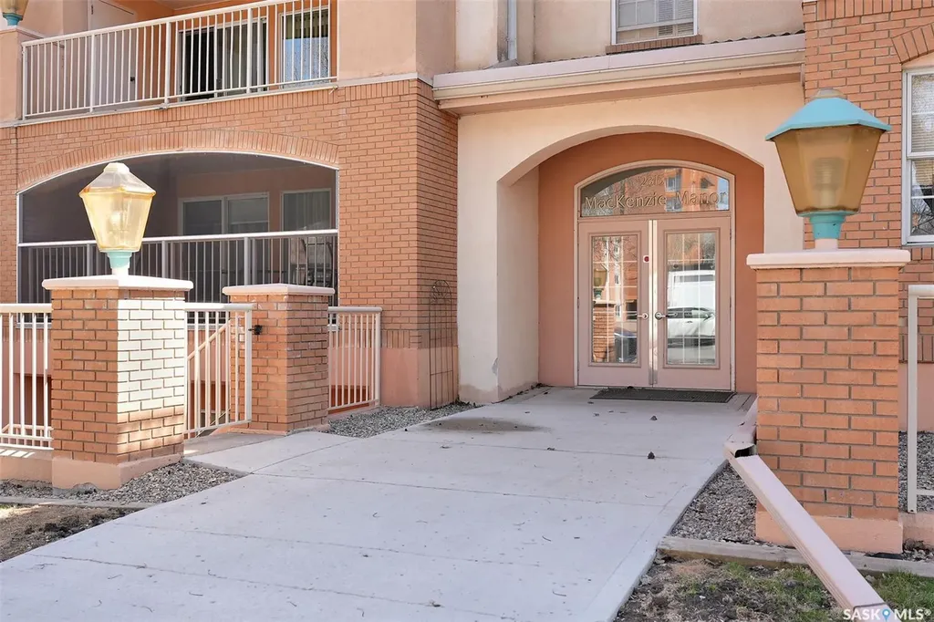 2315 Cornwall Street Regina SK S4P 2L4