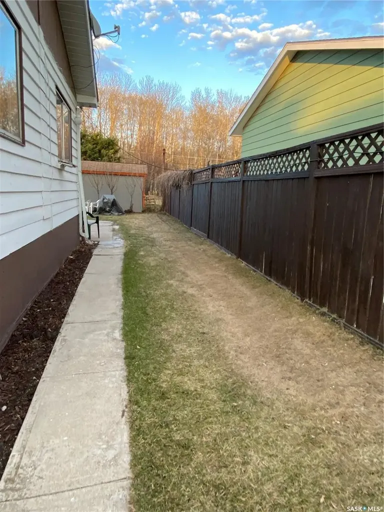 206 Albert Street Hudson Bay SK S0E 0Y0