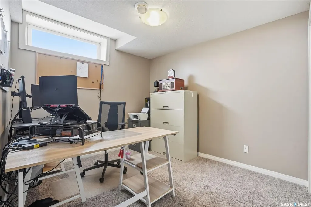 1532 Maple Hill Crescent N Regina SK S4X 0E8