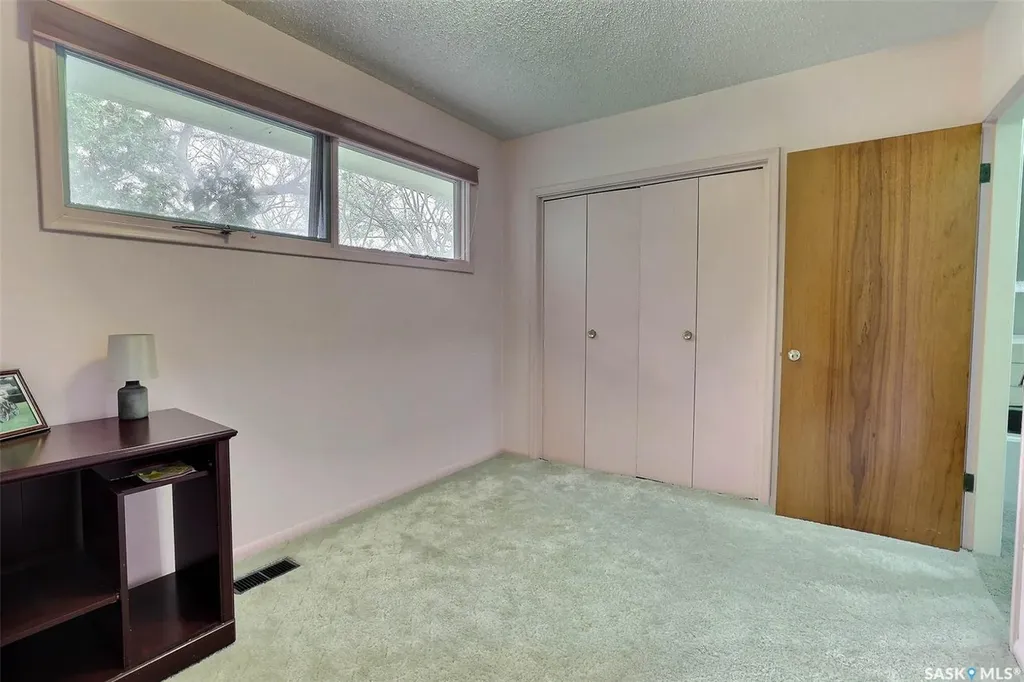 15 Academy Park Road Regina SK S4S 4M8