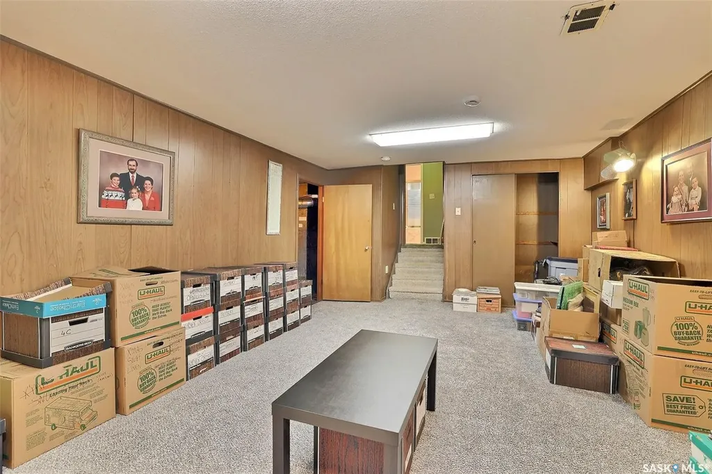 15 Academy Park Road Regina SK S4S 4M8