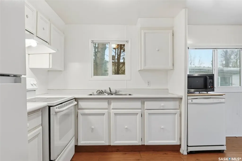 219 Grant Street Saskatoon SK S7N 2A5